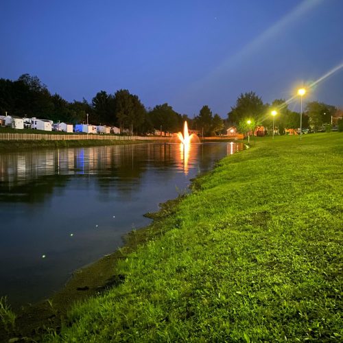 Camping Caravelle - Vue le soir