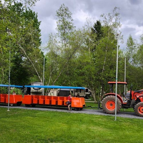 Camping Caravelle - Balade en tracteur